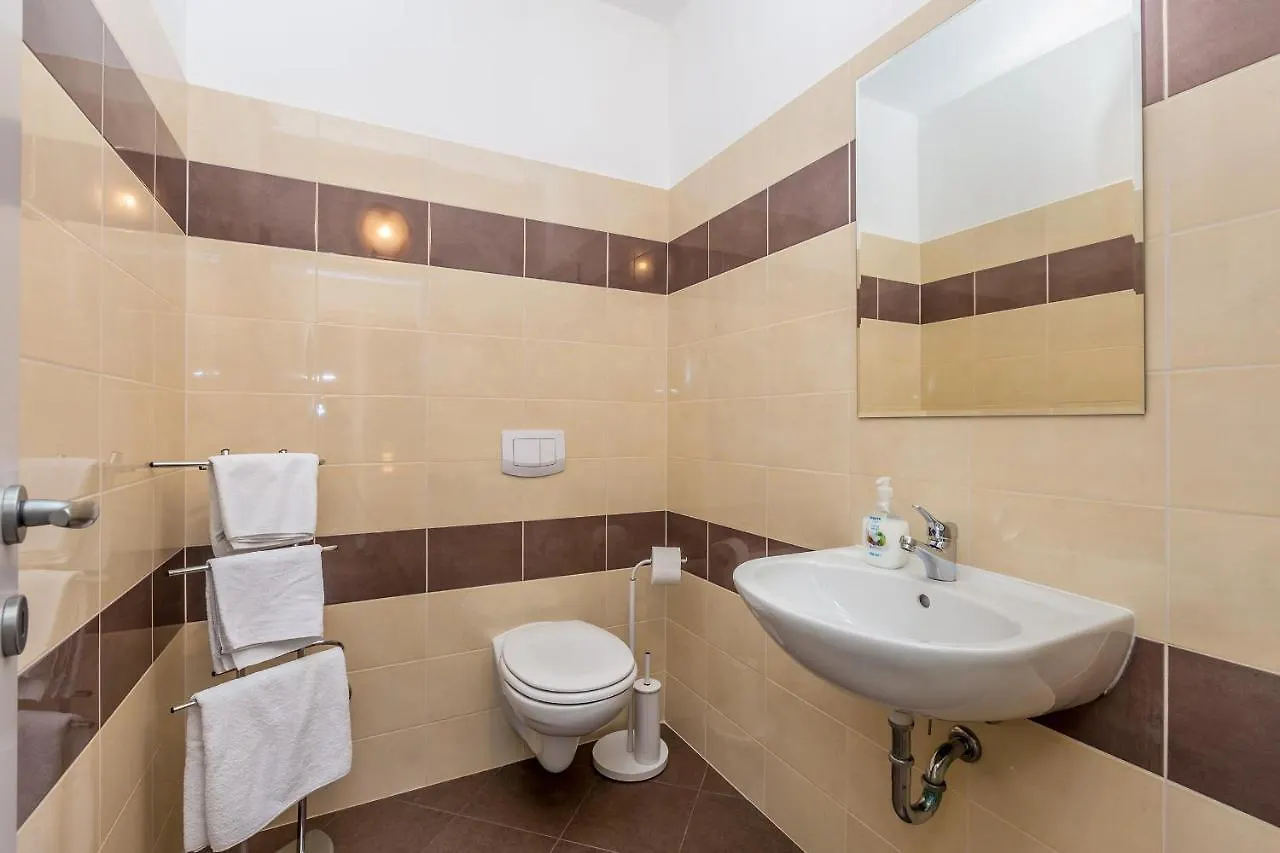 Villa Zic Vrh  0*, Vrh (Krk)